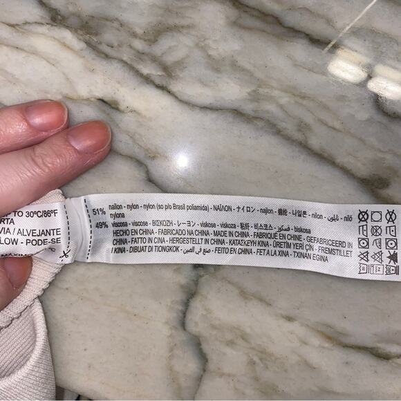 Zara Off-White Gray Cream Ribbed Midi Pencil Skirt Iridescent Buttons Medium - Picture 8 of 9